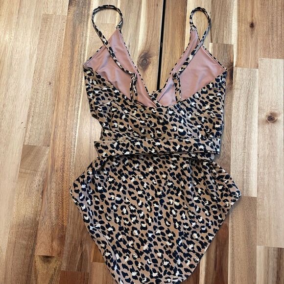 Aerie Leopard Print One-Piece Swimsuit - Picture 2 of 4